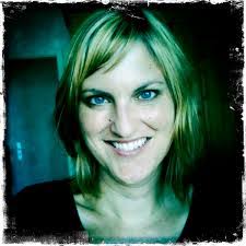 Jennifer Perrine's Instagram, Twitter & Facebook