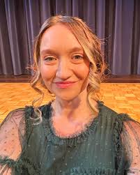 Filmed a music video and then re-caulked the bathtub so it's safe to say  I'm living a glamorous life 💅