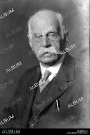 Major Leonard Darwin (1850-1943), a son of the British naturalist Charles  Darwin (1809 -1896), was variously a soldier, politician, economist,  eugenicist and mentor of the