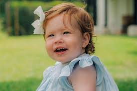 Các con của Harry và Meghan được nhận tước hiệu Vương thất