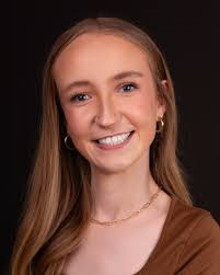 Anna Millay's Instagram, Twitter & Facebook