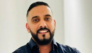 Barry Griffiths, 57, accidentally stabbed himself while trying to separate  two frozen burgers with a knife, an inquest heard. He died in his flat in  Llandrindod Wells, Powys, Wales, after the incident