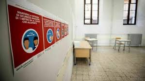 Coprifuoco o alle 18 o alle 21. Scuole In Dad Coprifuoco Anticipato E Uscite Vietate Dal Pomeriggio Per Gli Under 16 A Conversano La Stretta Del Sindaco