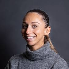 Minnie Ryder's Instagram, Twitter & Facebook