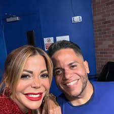 Estamos listos y en buena compañía en La Mega VIP con @shalimarrivera No se  lo pierdan HOY Sábado de 4-6pm en el 106.9FM #alomalavestyle #lamegavip  #shalimarrivera #wanda #malavez #radio #fm #lamega #colegas #