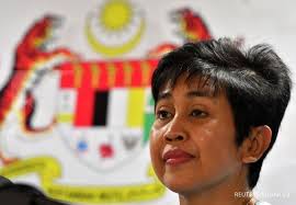 Ekonomi malaysia dalam keadaan genting. Bank Negara Malaysia Bank Sentral Malaysia Proyeksi Pertumbuhan Ekonomi Di Kisaran 6 7 5 Pada Tahun 2021