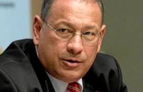 Will Blade's Mr Fixit rescue varsity?