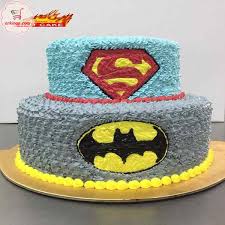 This year for my boyfriend's 21st birthday, i decided that i wasn't going to make the same old. Batman And Superman Cake