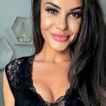 Donna Dutka's Instagram, Twitter & Facebook