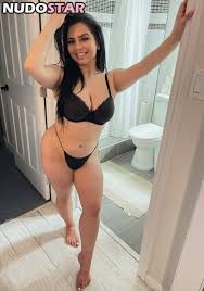 vvsprincesss  Princess Lauren  vvsprincess Nude Leaks OnlyFans Photo 3 -  NudoStar