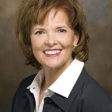 Gwen Garrett's Instagram, Twitter & Facebook