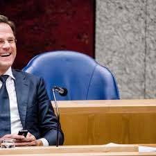 Vrijdagavond schreef de jonge op social media: Rutte Rewarded For Acquitting Himself Well On Covid 19 With His Popularity Soaring
