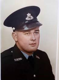Died 1962, shorting after being promoted to Crown Sergeant, in Cessnock.  Dave Roberts.