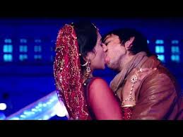 Well, the credit goes of sunny & rajneesh's hot intimate scenes in the film, that are grabbing many eyeballs! Pin On Actresses