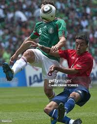 246 Roberto Gerardo Stock Photos, High-Res Pictures, and Images