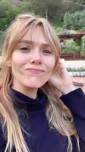 Marvel star elizabeth olsen has deleted her instagram after trolls attacked her for not commenting on chadwick boseman's death. Elizabeth Olsen Via Instagram Stories Elizabeth Olsen Peru