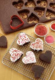 Queen Of Hearts Brownies Recipe Valentines Baking Valentine Desserts Valentines Food