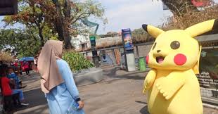 Menikmati Skywalk Teras Cihampelas Bandung Enaknya Sore Hari