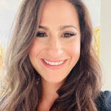 Taylor Seidler's Instagram, Twitter & Facebook