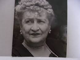 Shooting a 1940's themed client