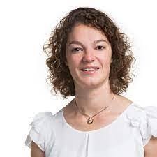 Berta Daniels's Instagram, Twitter & Facebook