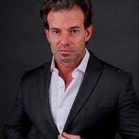 Daniel Sene's Instagram, Twitter & Facebook