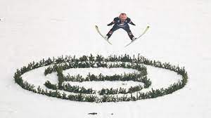 Skispringen bei den olympischen winterspielen skispringen wurde erstmals 1924 olympische heute finden drei olympische wettbewerbe statt: Live Training Und Qualifikation Zur Vierschanzentournee In Bischofshofen Skispringen Com