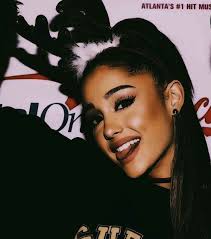 Last Christmas I Gave You My Heart Ariana Grande Pin On Ariana Grande