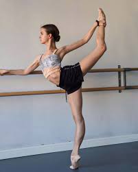 Flexibility, stretching, yoga, pole dance and contortion models. Top For Sport Pilates And Yoga Printed Sports Bra Dance Outfits Ballet Clothes