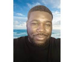 Lashelle Harris's Instagram, Twitter & Facebook