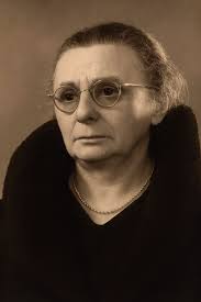 Italian Jewish woman deported to Auschwitz