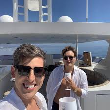 And the prize for the best birthday present EVER goes to my darling  husband-to-be! ❤️