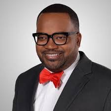 Suzanne Forte's Instagram, Twitter & Facebook