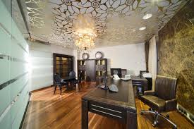 Avize nereye takılacak?sorularının cevabı basit. Ayna Tavan 46 Fotograf Yatak Odasi Ve Koridor Tavanda Bir Ayna Ekler Ile Siyah Kaplamalar Secenekleri Burc Ve Yildizli Gokyuzu