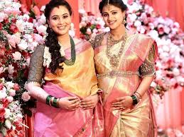 Neha Gowda And Pavithra Gowda Flaunt Pregnancy Glow In Viral Pic | Movies  News - News18