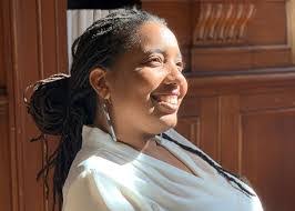 Danielle Roper's Instagram, Twitter & Facebook