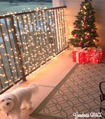 45 Fabulous Christmas Lighting Decorations For Your Home Teracee Christmas Decorations Apartment Christmas Apartment Outdoor Christmas