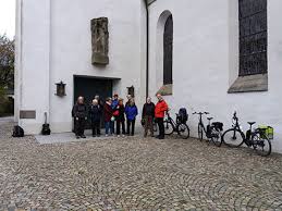 Pflegebetten sind in begrenzter anzahl vorhanden. Heinrich Lubke Haus In Bruningsen Wegpunkte Herr Wohin Sollen Wir Gehen Herr Wohin Sollen Wir Gehen Wege Orte Verbinden