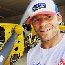 Episode 63. Epic Cub videos and entitled airline pilots, with Joe Costanza