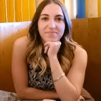 Melanie Pol's Instagram, Twitter & Facebook