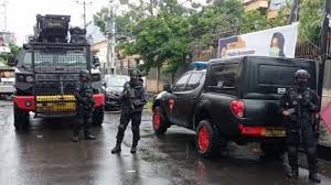 Kami adalah yang terbaik di industri ini. Sebuah Paket Kardus Mencurigakan Di Makassar Diamankan Tim Gegana