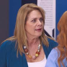 Enorme bronca de Carmen a Mariluz tras descubrir que está saliendo con su  hijo Ulises