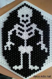 Deco Kdo Nat Perles Hama Halloween Squelette Perles Hama Pour Halloween Motifs Perles Hama Perles A Tisser