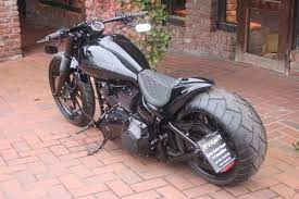 See more ideas about harley davidson, harley, harley davidson breakout custom. Umgebautes Motorrad Harley Davidson Softail Breakout Fxsb Von X Trem Lotter Harley Import Custombikes 1000ps De