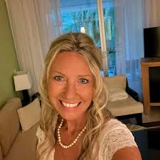 On August 2, 2022, VICTOR HUFF, loving husband to Becky J. Huff (nee  Solecki); passed away at the age of 47. Victor was born to, Robin Cline  (nee Huff),