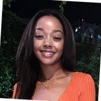 Jasmine Huntley's Instagram, Twitter & Facebook