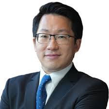 Lai Leung's Instagram, Twitter & Facebook