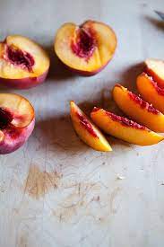 Slicing Nectarines Raw Food Recipes Food Fruit And Veg