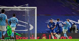 The detailed live score centre gives you more live match details. Chelsea 1 3 Manchester City Ilkay Gundogan Phil Foden And Kevin De Bruyne Seal West London Win Daily Mail Online