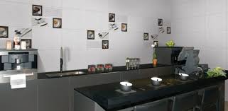 Jasa desain dan produksi custom furniture dan interior meliputi : 35 Motif Keramik Dapur Untuk Dinding Lantai Tren 2021